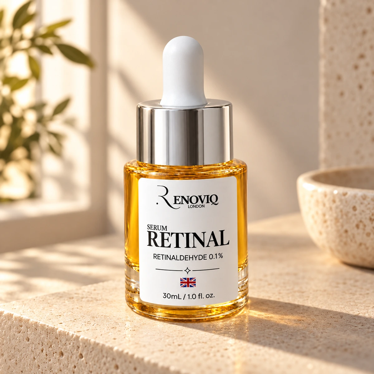 Renoviq RETINAL serum, individual editorial product photography